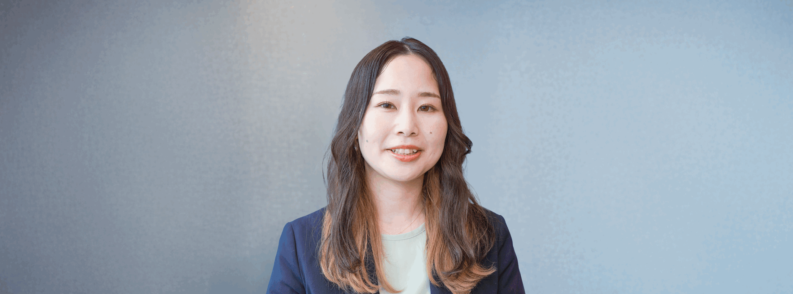 草野真希